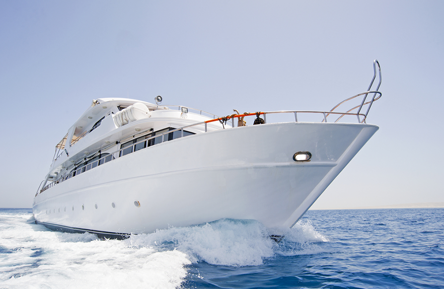 Luxury Yacht Charter In Dubai